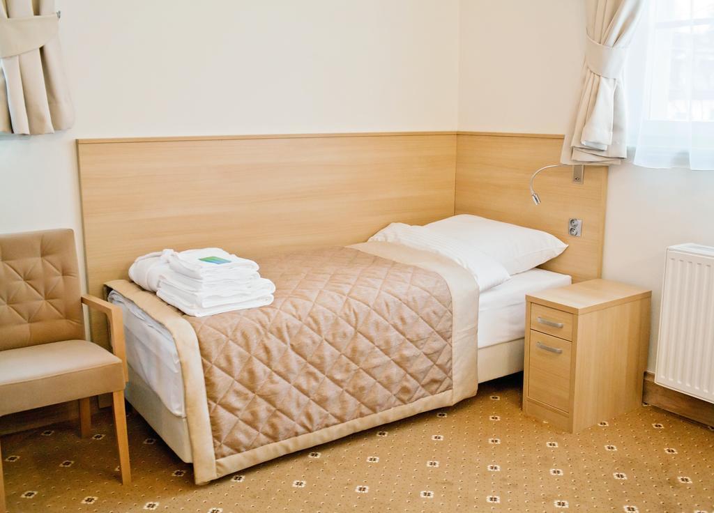 Dlugi Dom Hotel Jelenia Góra Cameră foto